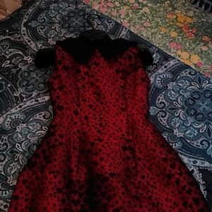Mulan red and black dress M